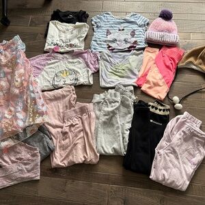 Girls clothes lot